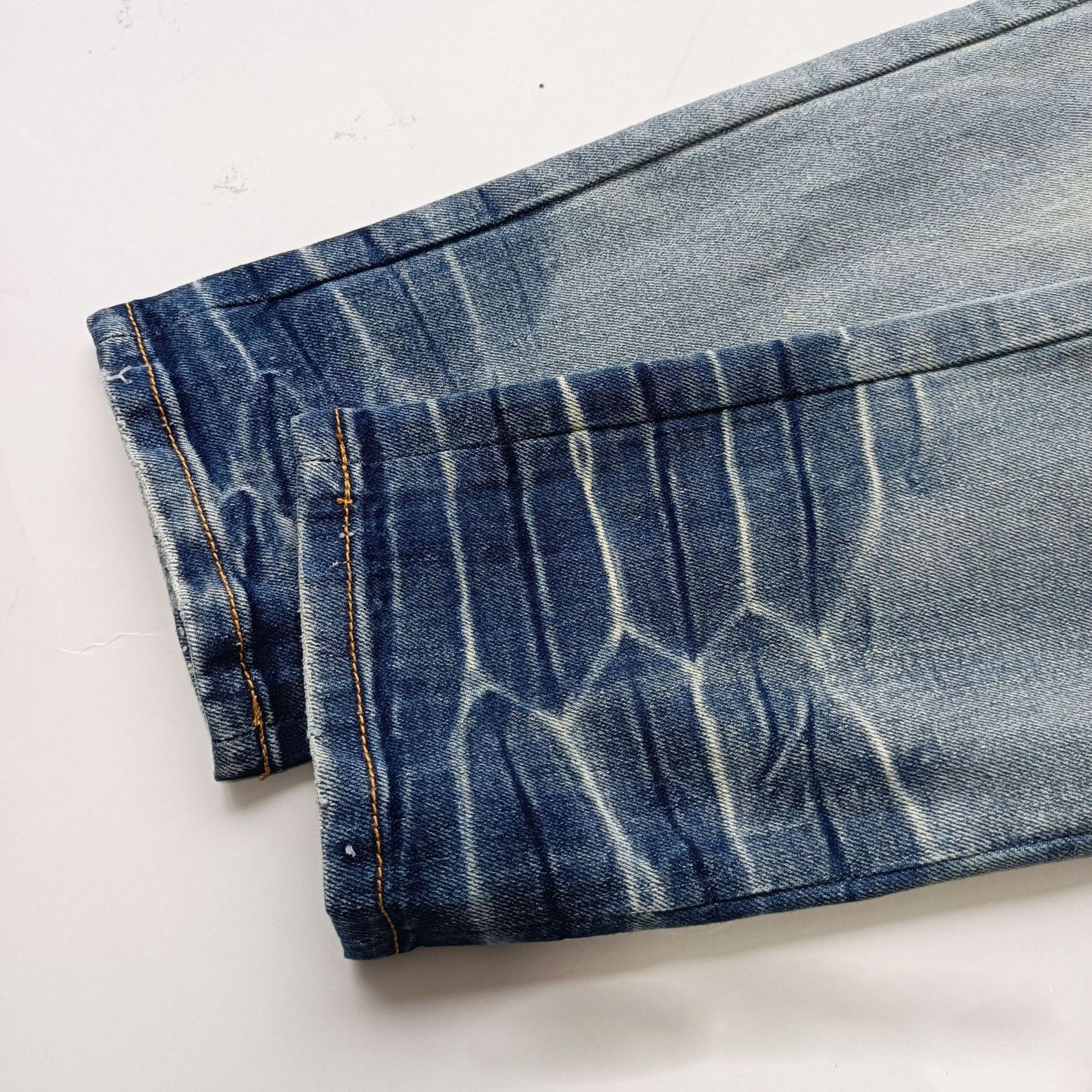 Manufacturer Wholesale Jeans AM High Street Youth Ripped Embroidery Elastic Straight Leg Slim Fit Jeans with Tage Jeans for Men